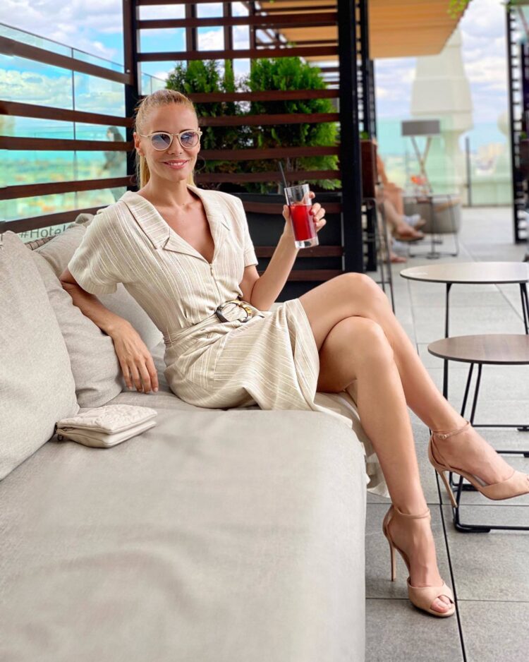 paula vazquez feet 2