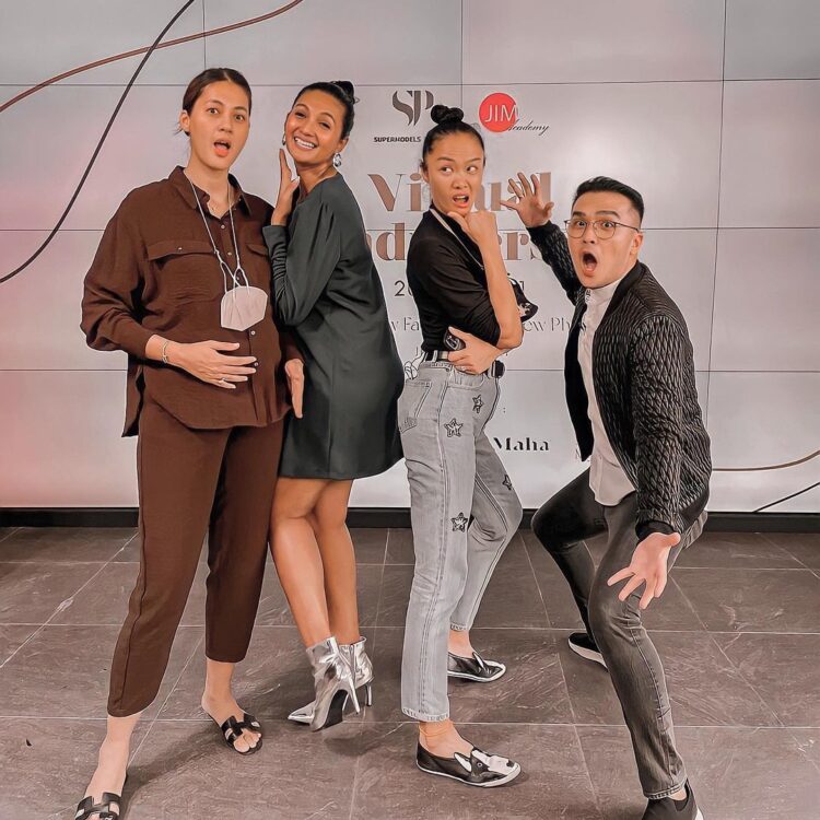 paula verhoeven feet 6