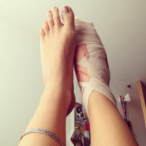 paulina davila feet 1