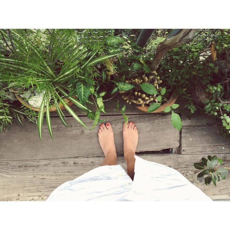 paulina davila feet 3