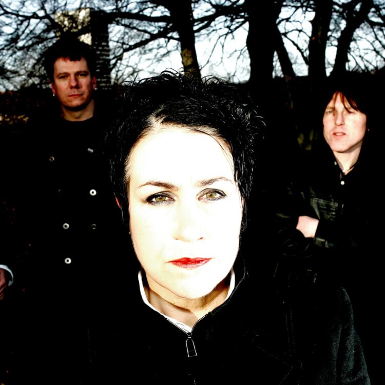 pauline murray feet 4