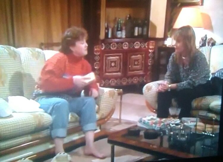 pauline quirke feet 5