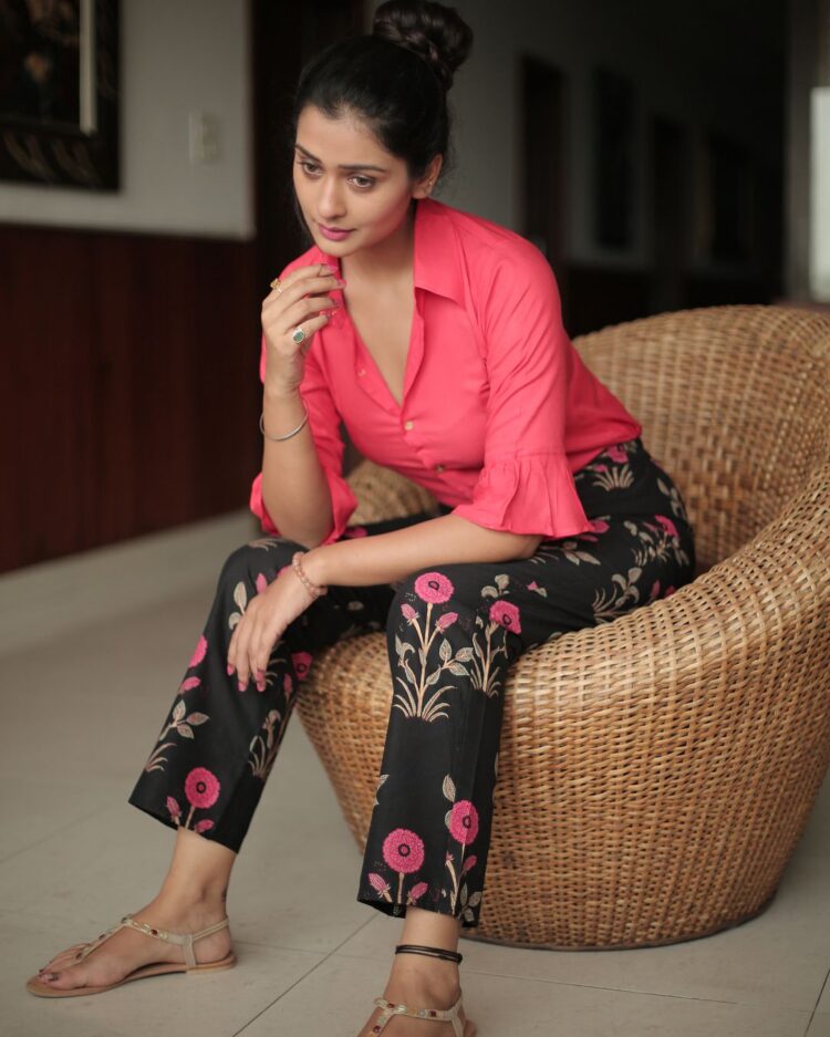 payal rajput feet 1