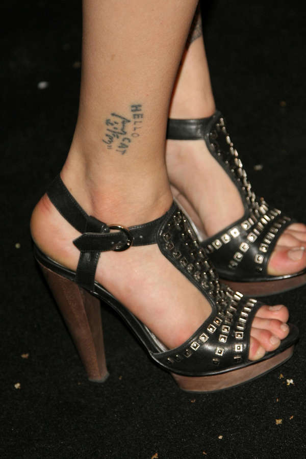 peaches geldof feet 3