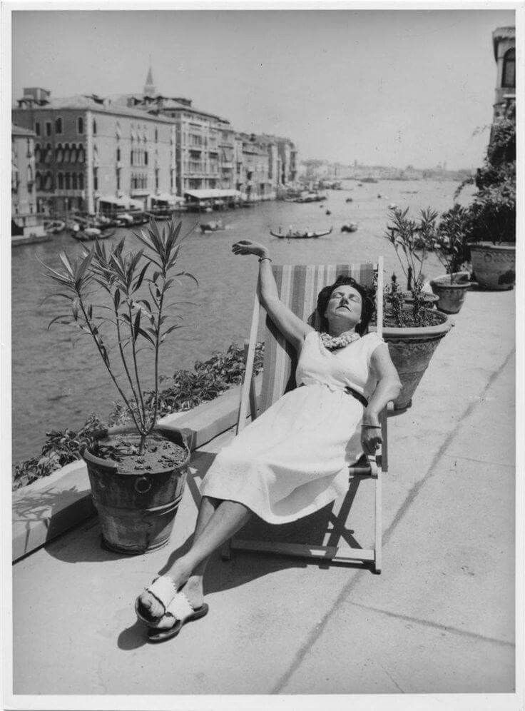 peggy guggenheim feet 1