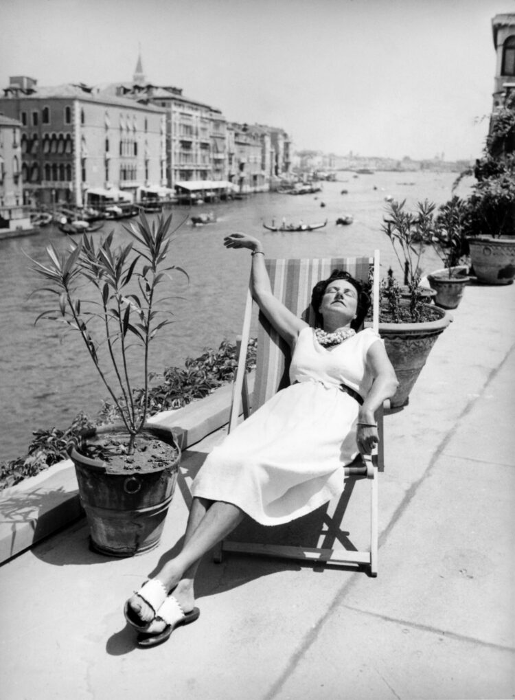 peggy guggenheim feet 2 scaled