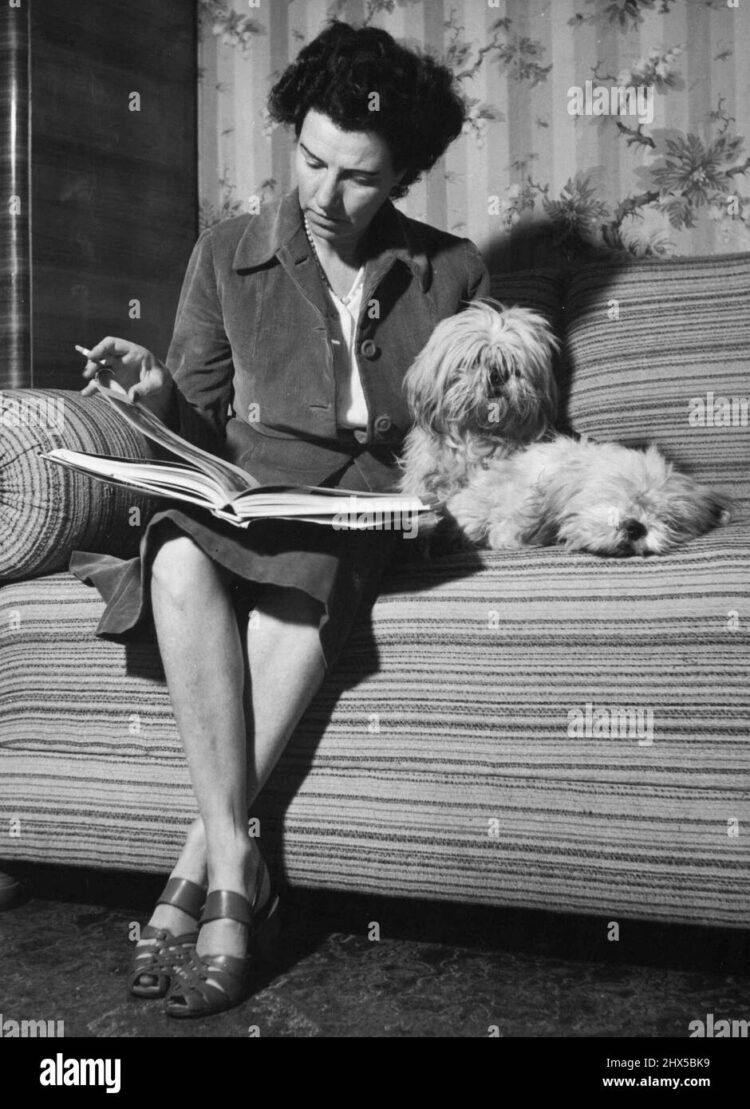 peggy guggenheim feet 4