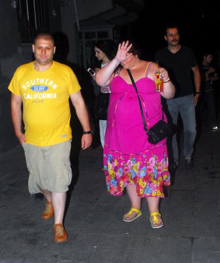 pelin oztekin feet 4