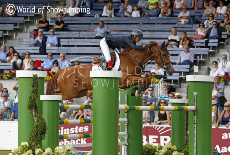 penelope leprevost feet 3