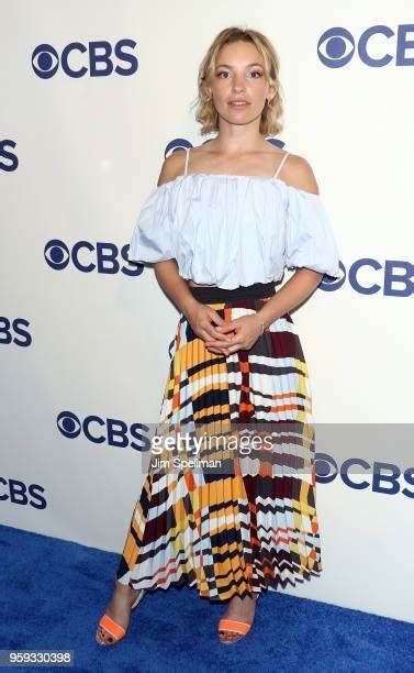 perdita weeks feet 4