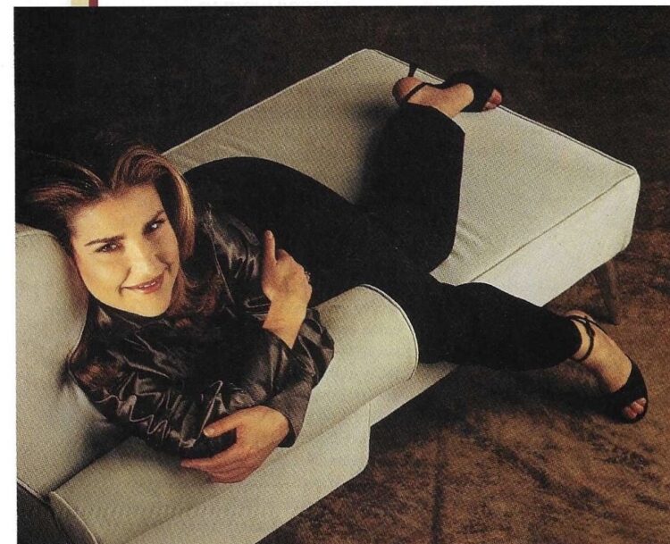 peri gilpin feet 3