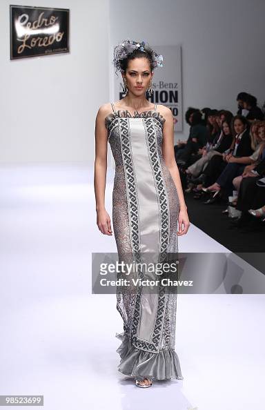 perla beltran feet 4