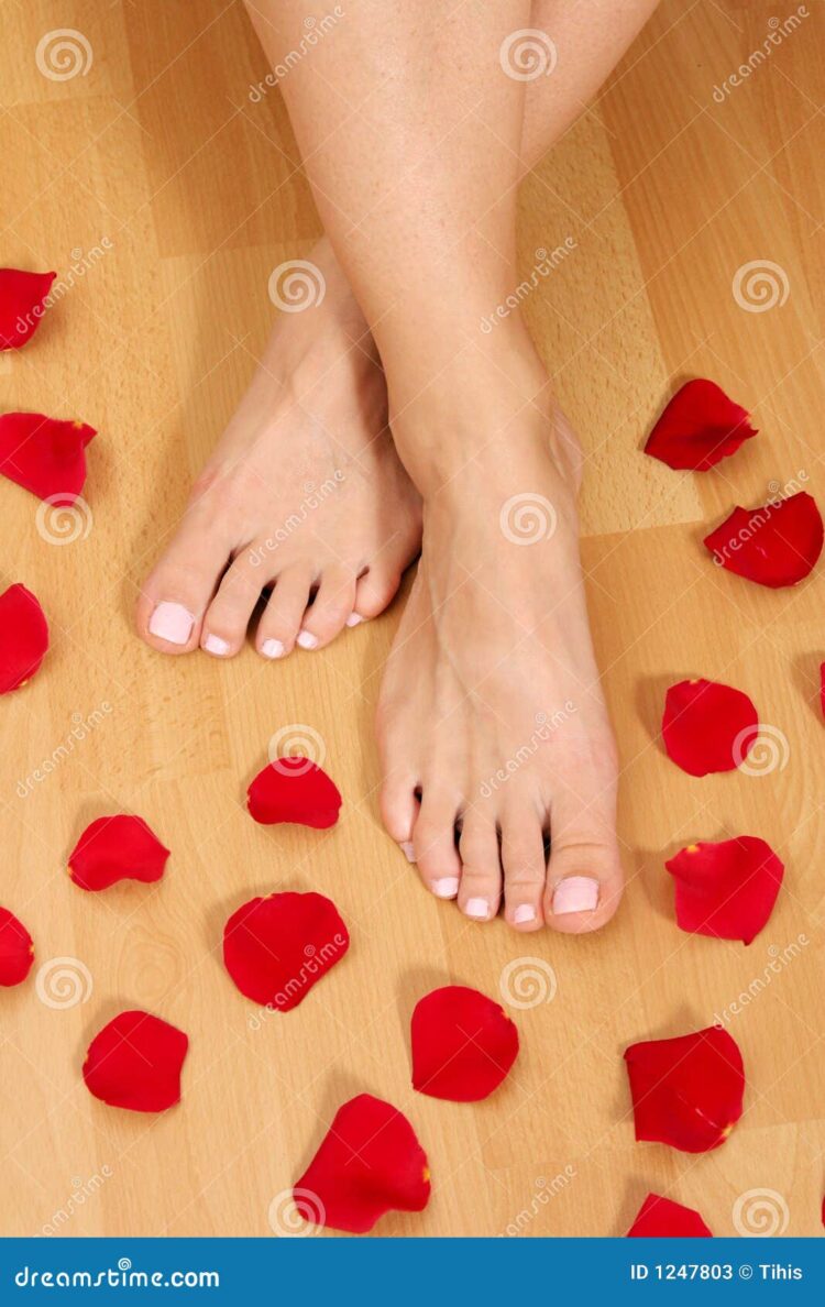 petal heart feet 5