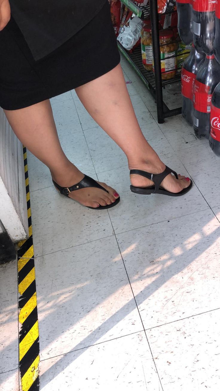 petra martinez feet 6