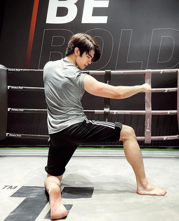 phakphum romsaithong feet 4