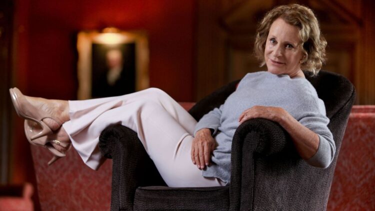 philippa gregory feet 5