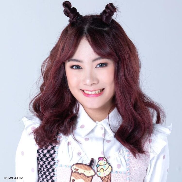 phitchapha kantapitchayathorn feet 2