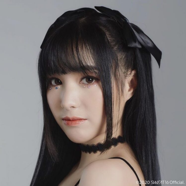 phitchapha kantapitchayathorn feet 3