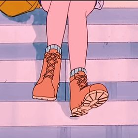 phoebe hutchinson feet