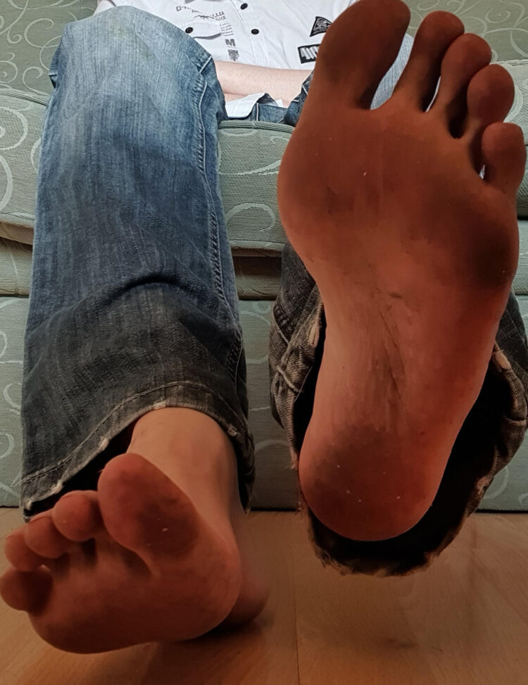 phoenix brown feet 6