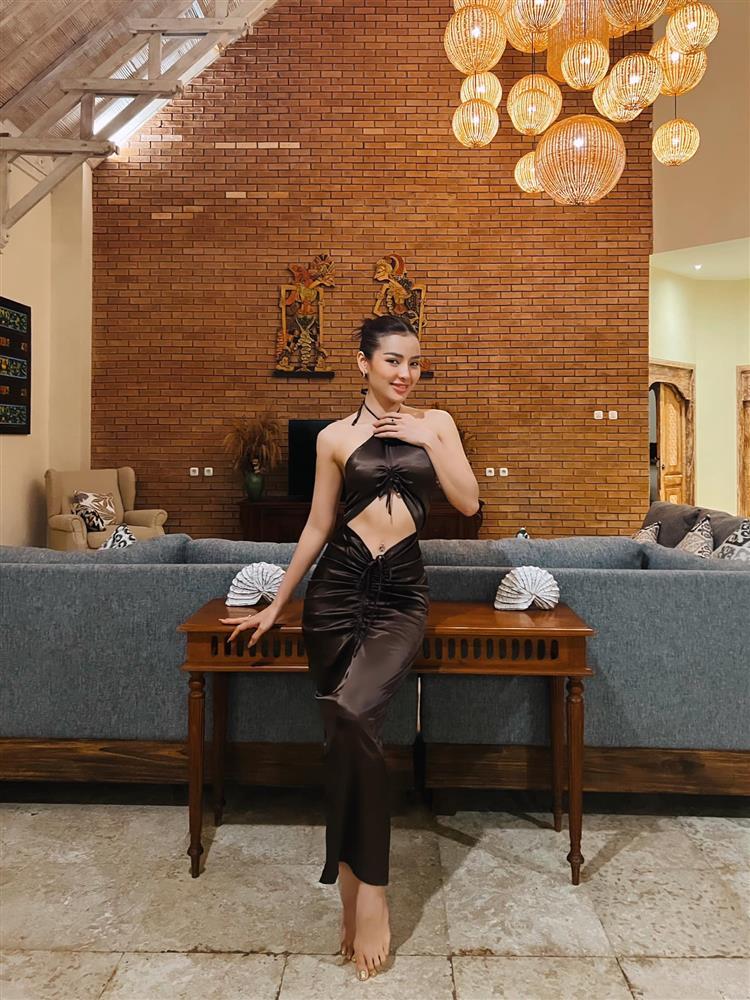 phuong trinh jolie feet 6