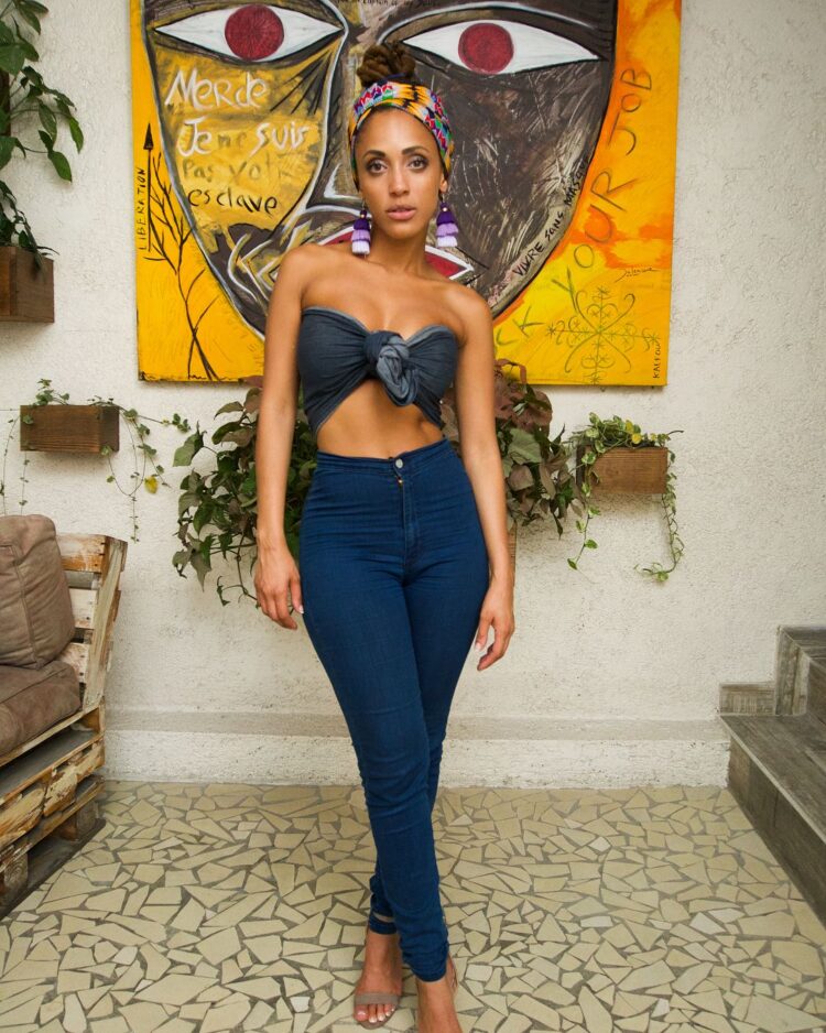 phyllisia ross feet 5