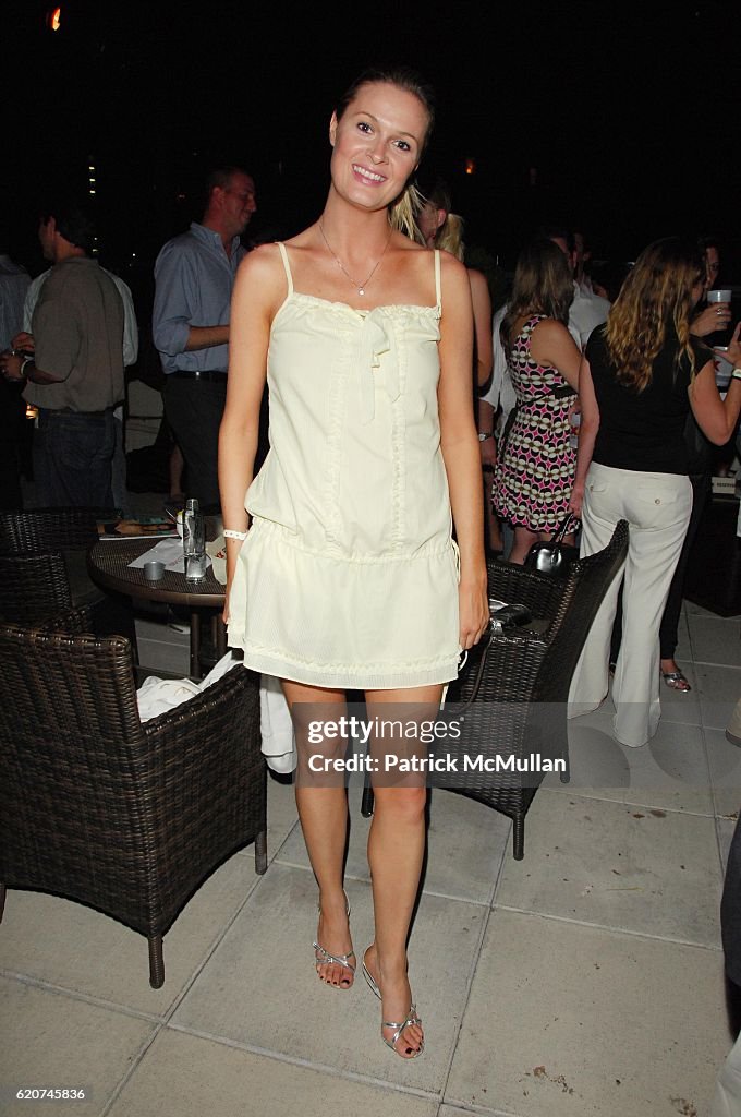 pia lindstrom feet 2