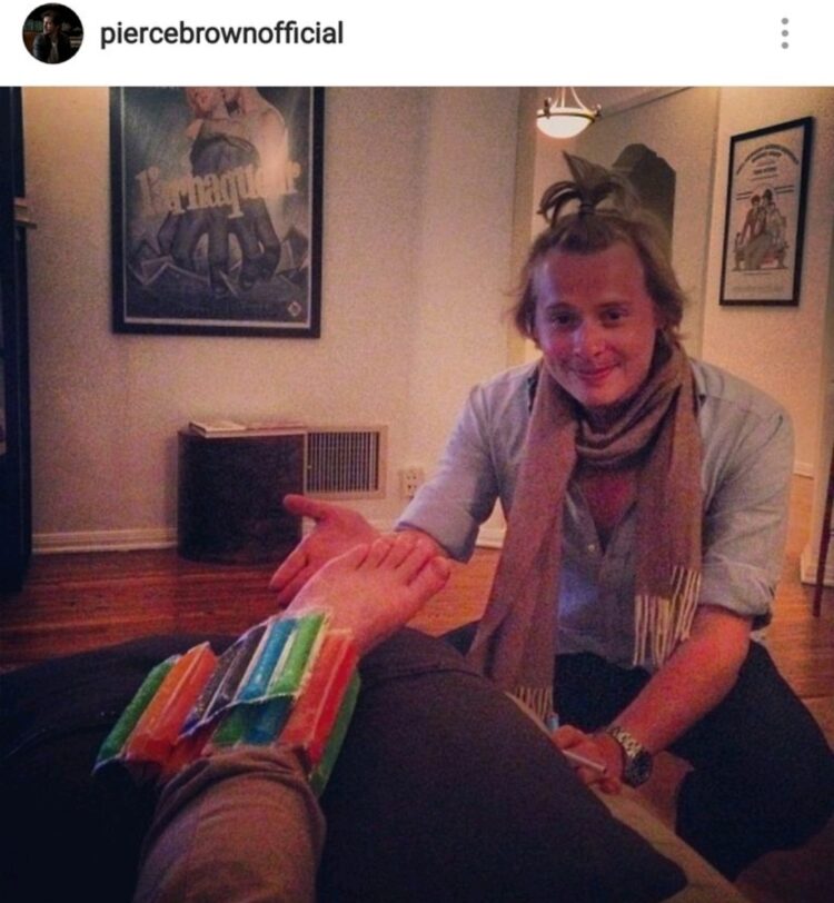 pierce brown feet 2