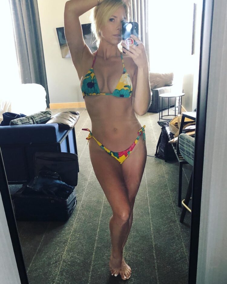 pili montilla feet 2