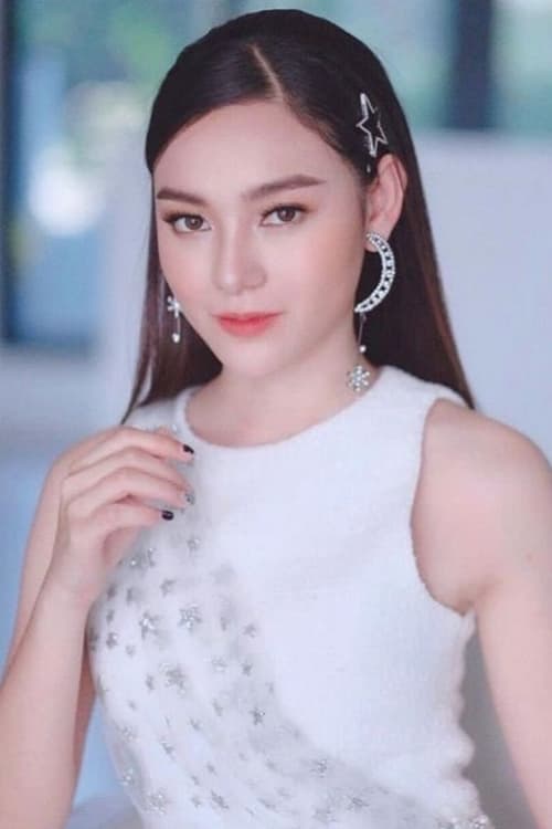 pimnitchakun bumrungkit feet 1