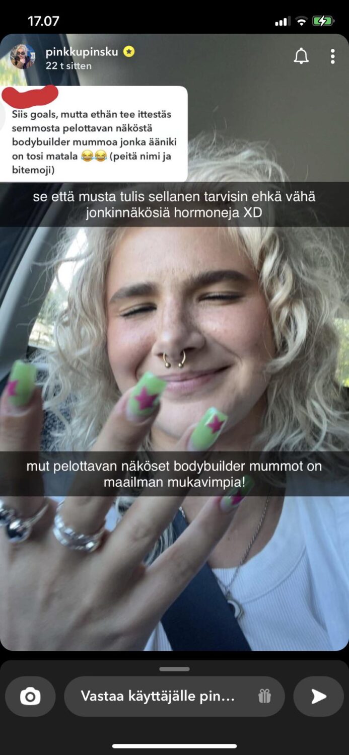 pinkku pinsku feet 2