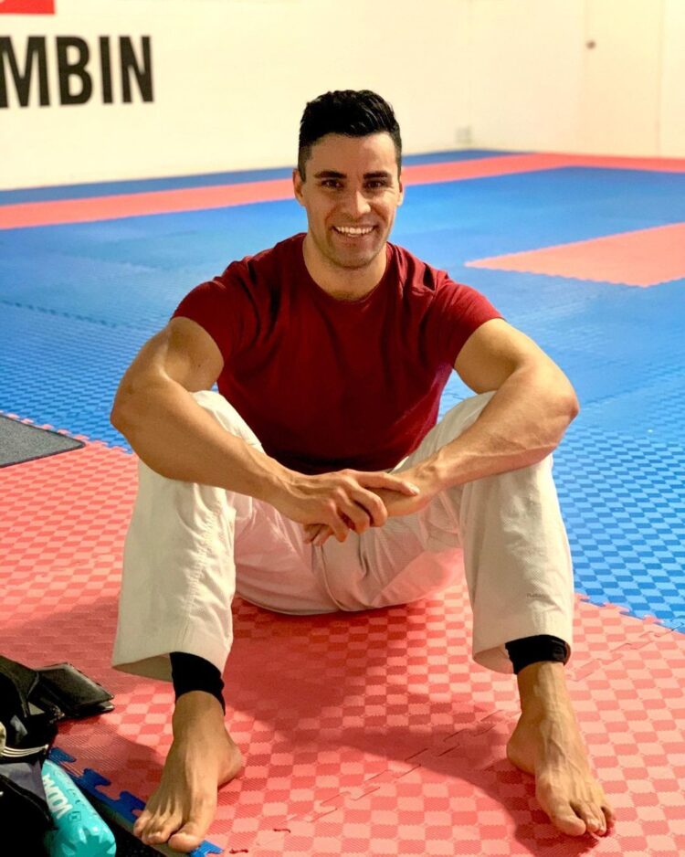 pita taufatofua feet 3