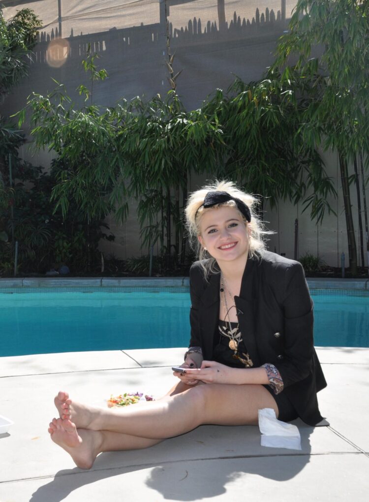 pixie lott feet scaled