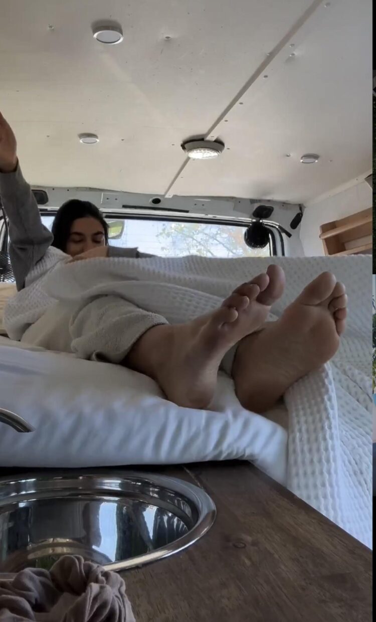 piya sharma feet 2