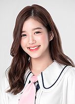 plearnpichaya komalarajun feet 3