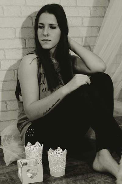 pola bogdanska feet 1