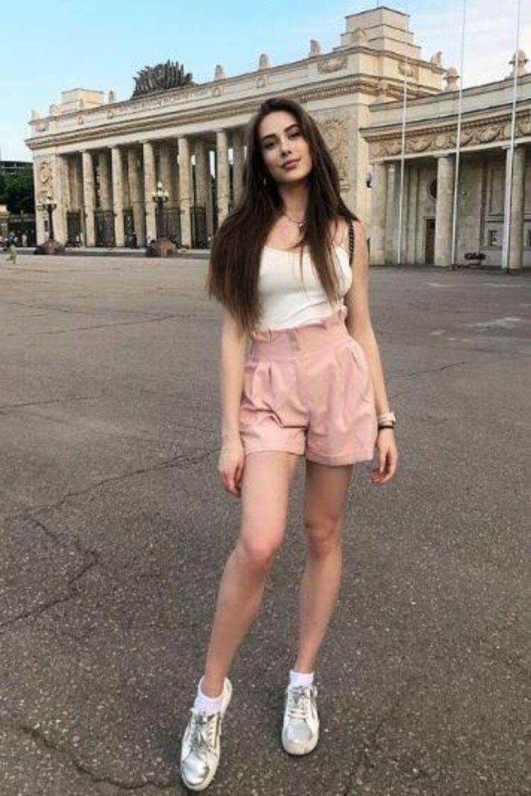 polina knoroz feet 1