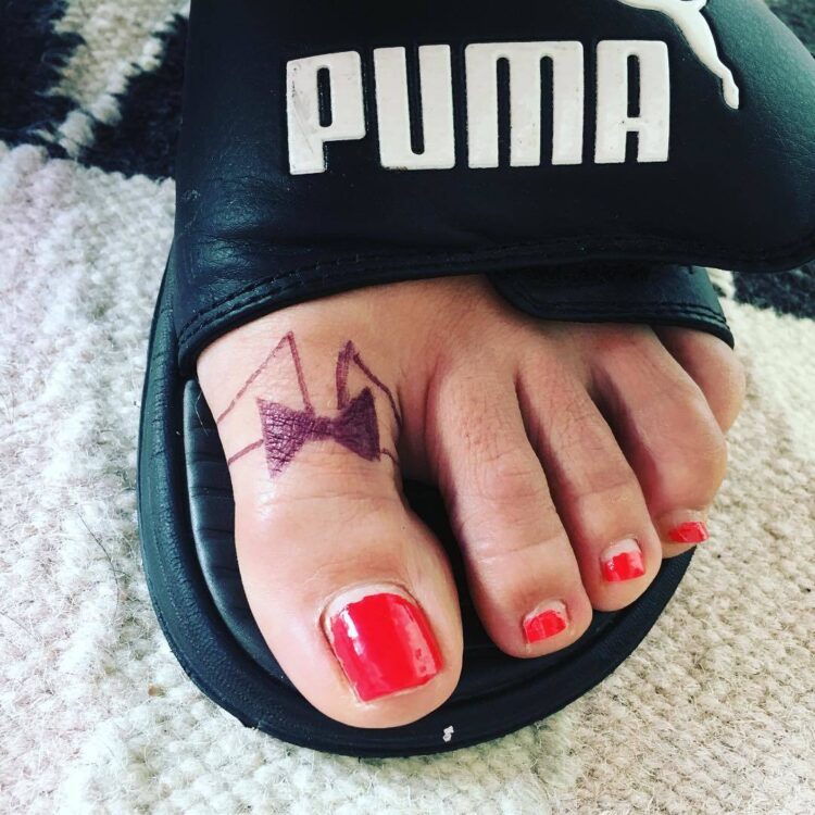 pollyanna mcintosh feet