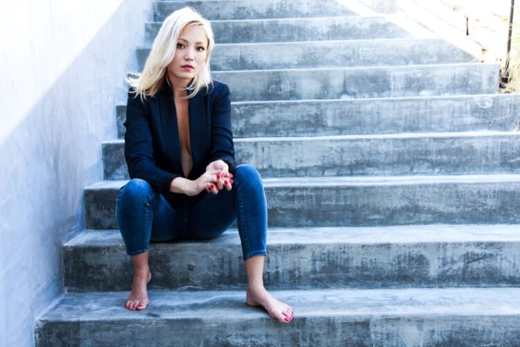 pom klementieff feet