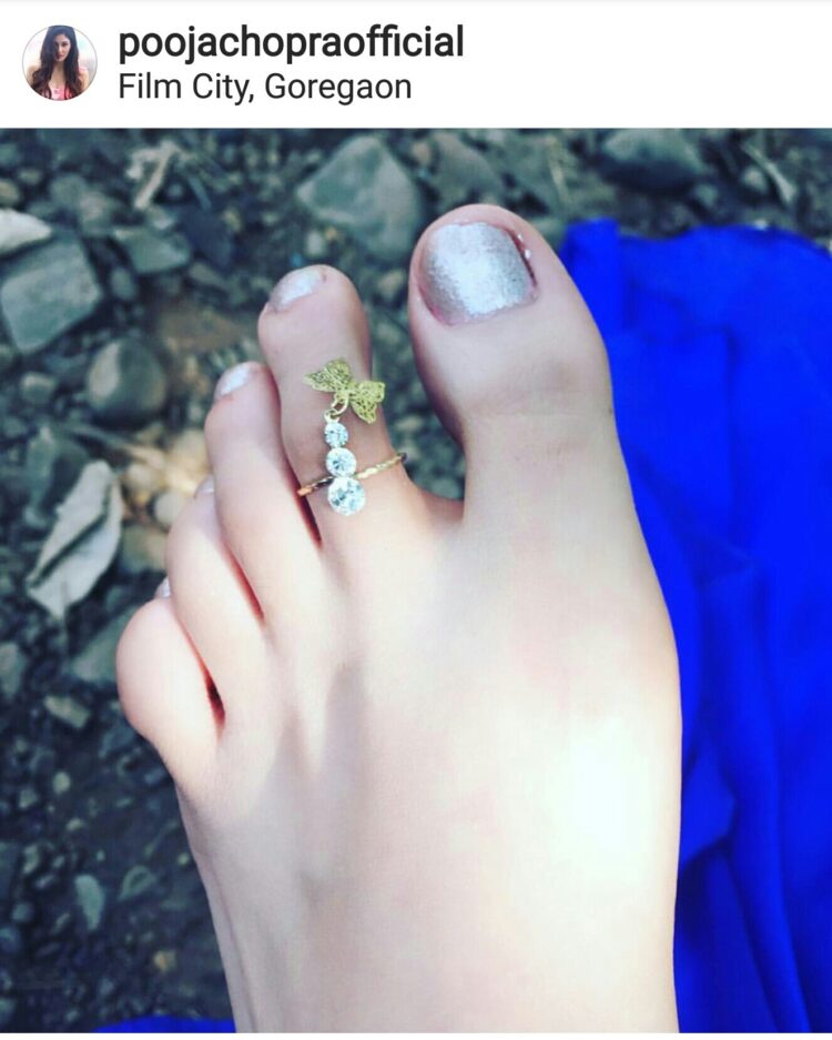pooja chopra feet 3