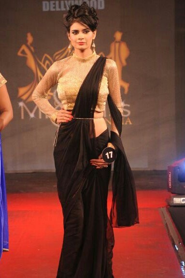 pooja choudharyain feet 5