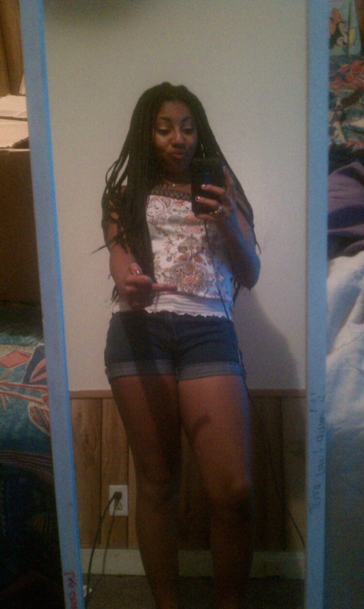 pookieface feet scaled