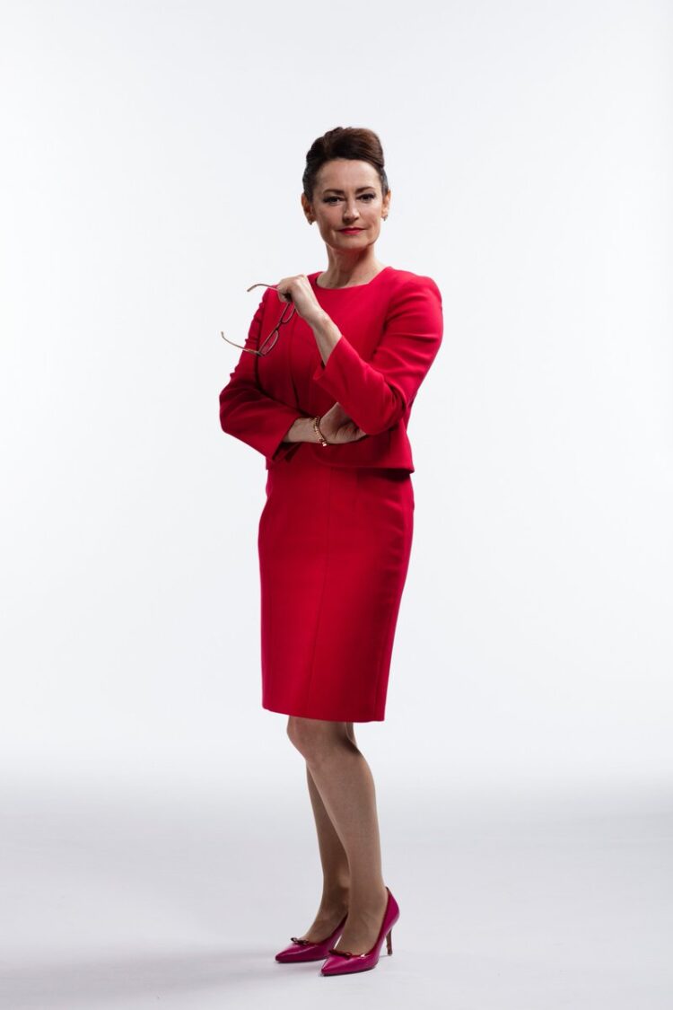 pooky quesnel feet 4