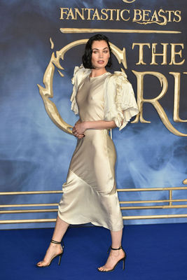 poppy corby tuech feet 5