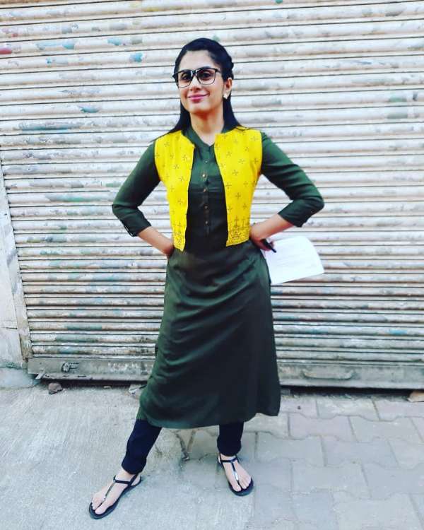 prashasti singh feet 6