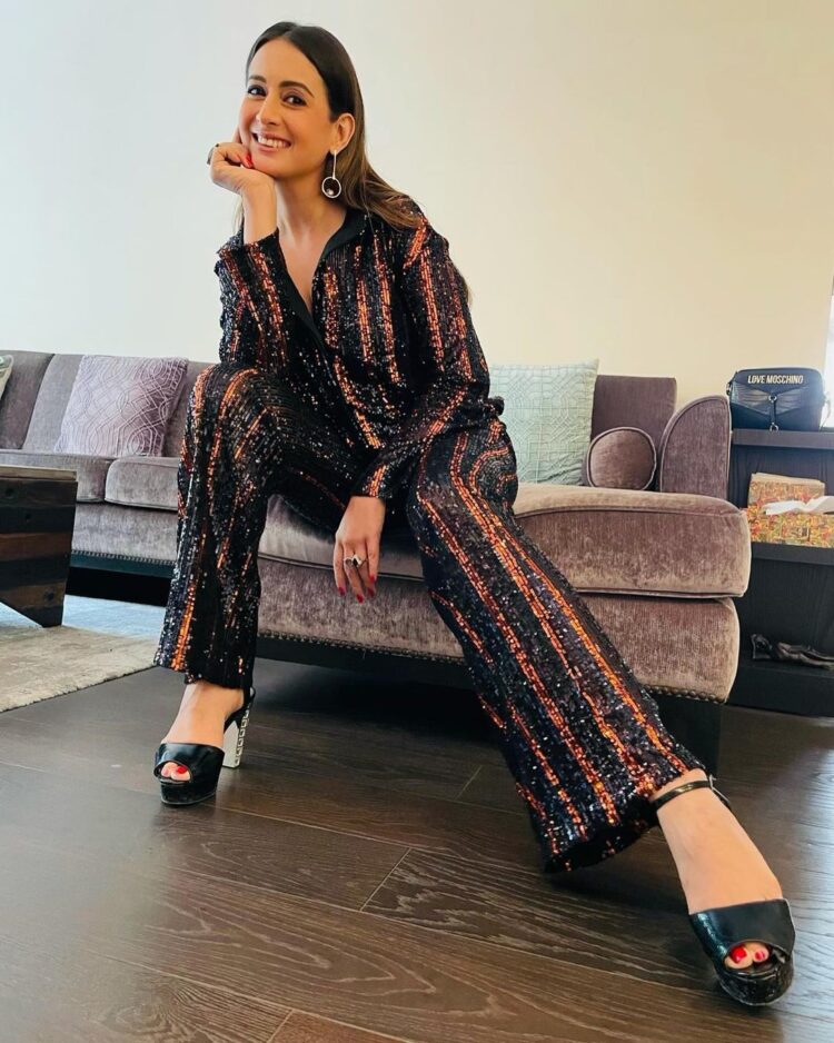 preeti jhangiani feet 4