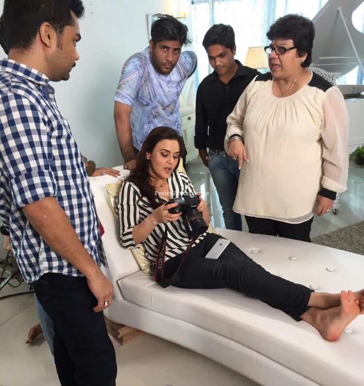 preity zinta feet 5