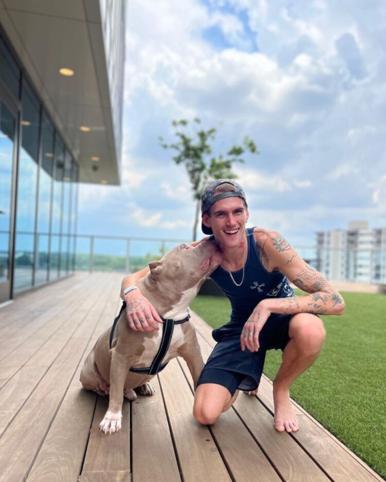 presley walker feet 5