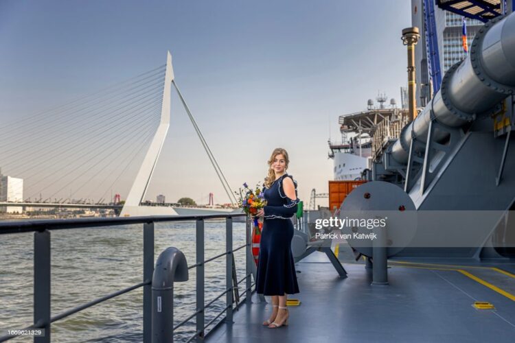 princess alexia of the netherlands feet 6