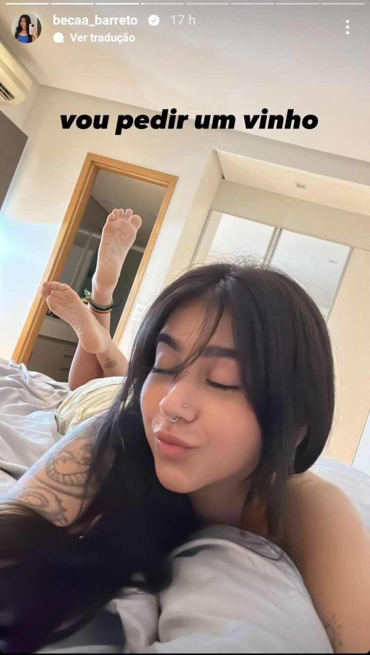 priscila barreto feet 3
